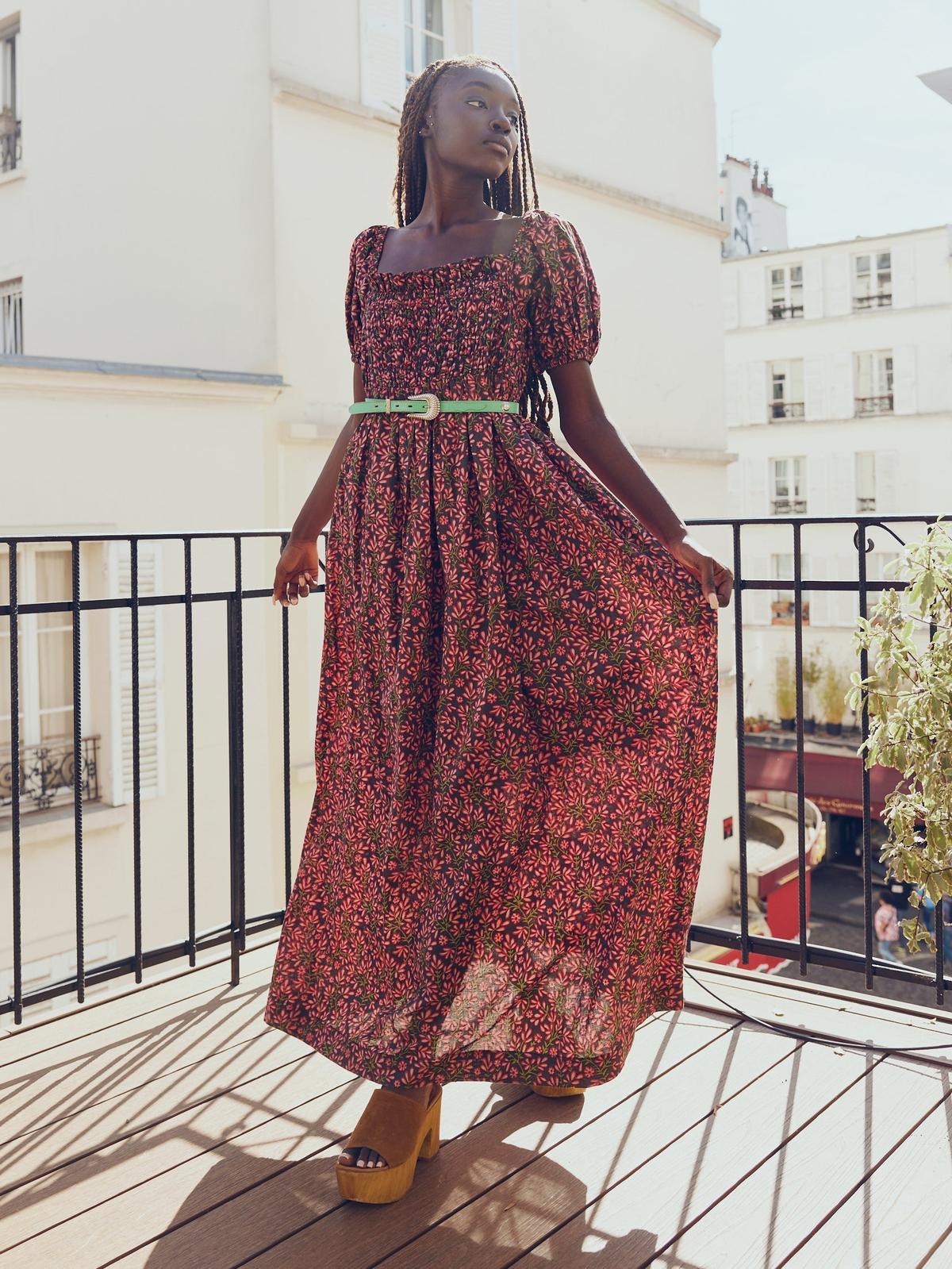 Aurora Puff Sleeve Maxi Dress - Faded Onyx/Light Ruby Floral - Image 4